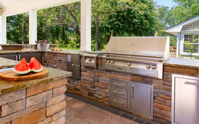 Outdoor Kitchen Planning Guide: What to Consider Before Building Your Backyard Kitchen